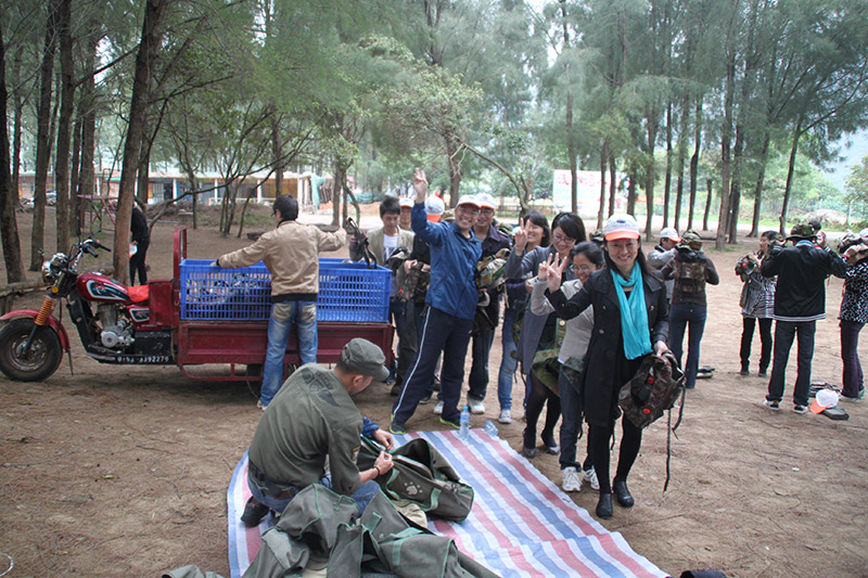 领取CS武器装备