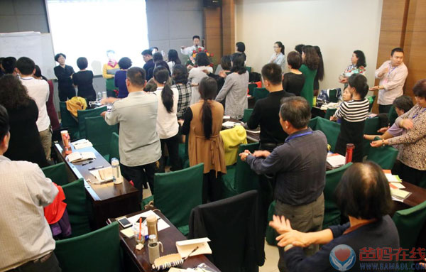 爸妈在线《关爱生命 共筑健康》企业家健康和企业发展、家长健康和子女成才高峰论坛徐州站盛大开幕