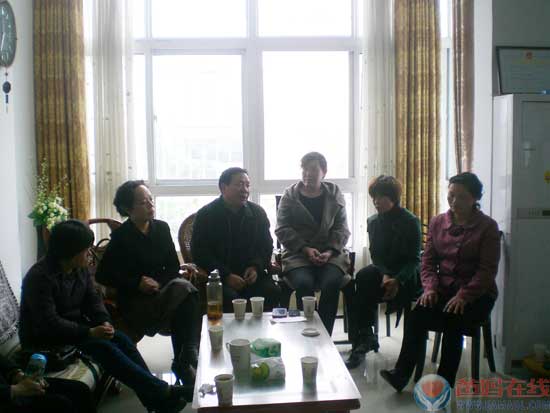 南阳市爸妈在线心身健康心理咨询中心举办亲子沟通沙龙