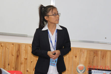 咨询师服务中心书记闫佳佳