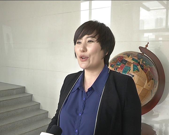 电视台采访鲁地国学周总