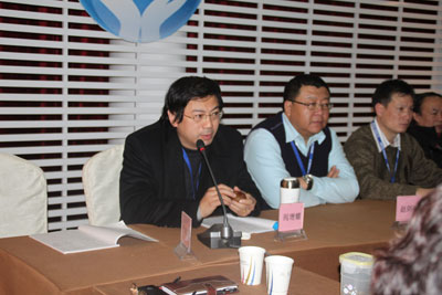 爸妈在线副总裁阎增耀详细回答家人提问