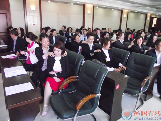 市总工会、市心理学会联合筹建的全市职工心理咨询室成立仪式正式开幕