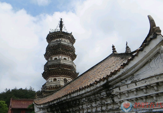 心灵境界大学首届第三次研修在安徽三祖禅寺开班
