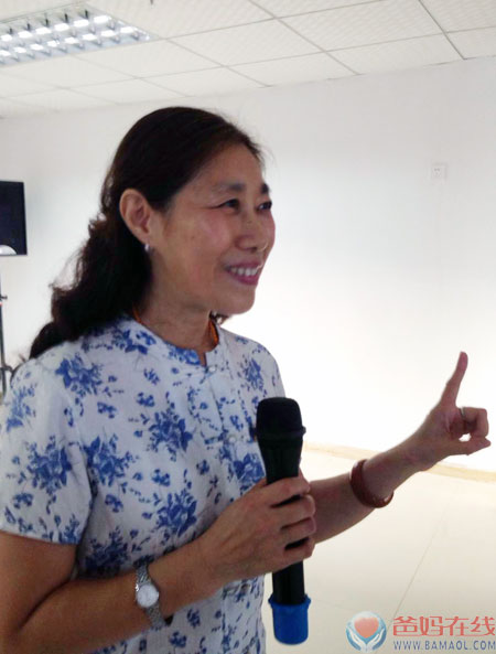 团结就是力量            ——千锤百炼出好钢