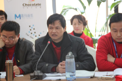 莫伦发表竞选演说