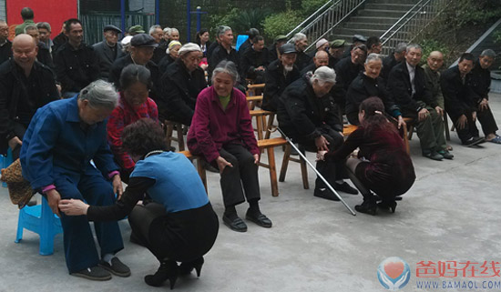 爱驻夕阳，健康与爱同行