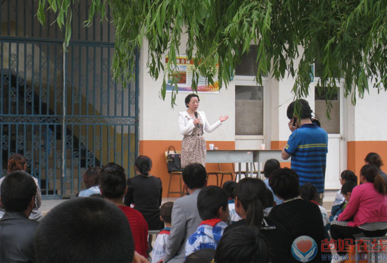 长治市心身健康咨询中心幸福大讲堂深入澳瑞特学校