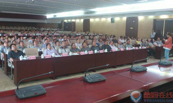 贵阳市中心主任杨丽春走进黔西县委