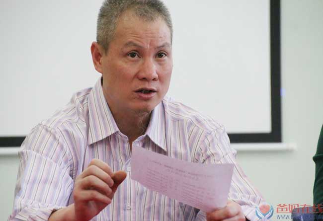 爸妈在线总部团队抵达哈尔滨，投入峰会的准备工作