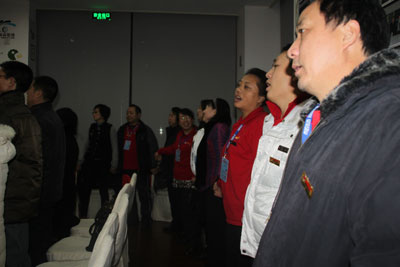 全体起立，聆听爸妈在线之歌