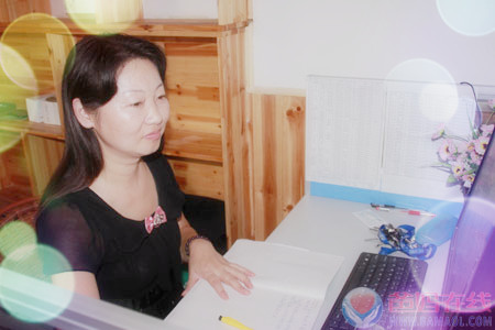 咨询师服务中心主任孙琴