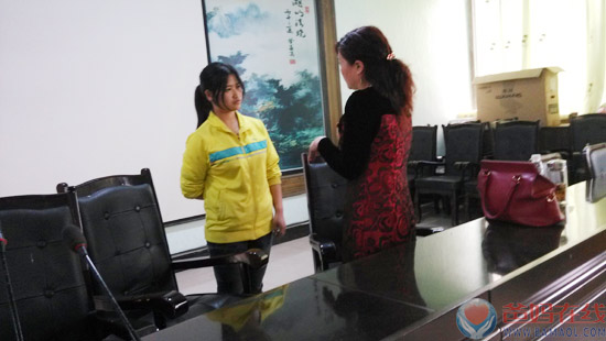 “中国梦·幸福大讲堂”高考考前减压系列报道(二)——文星中学高考解压