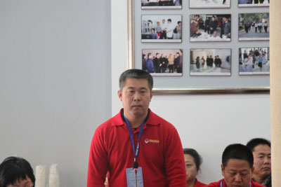 吕金龙发表竞选演说