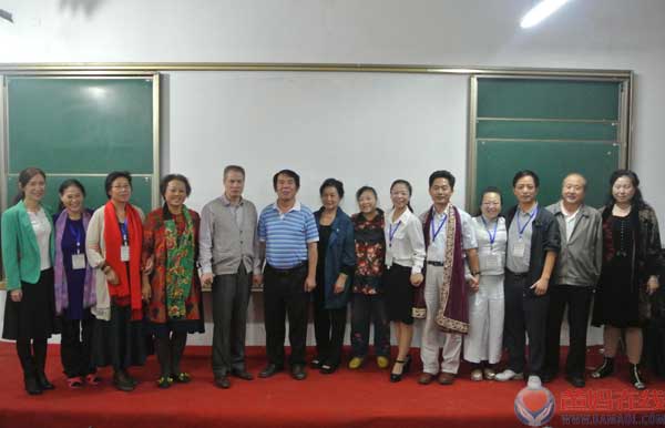 精彩加盟夜——爸妈在线家人抢占爸妈在线空白市场