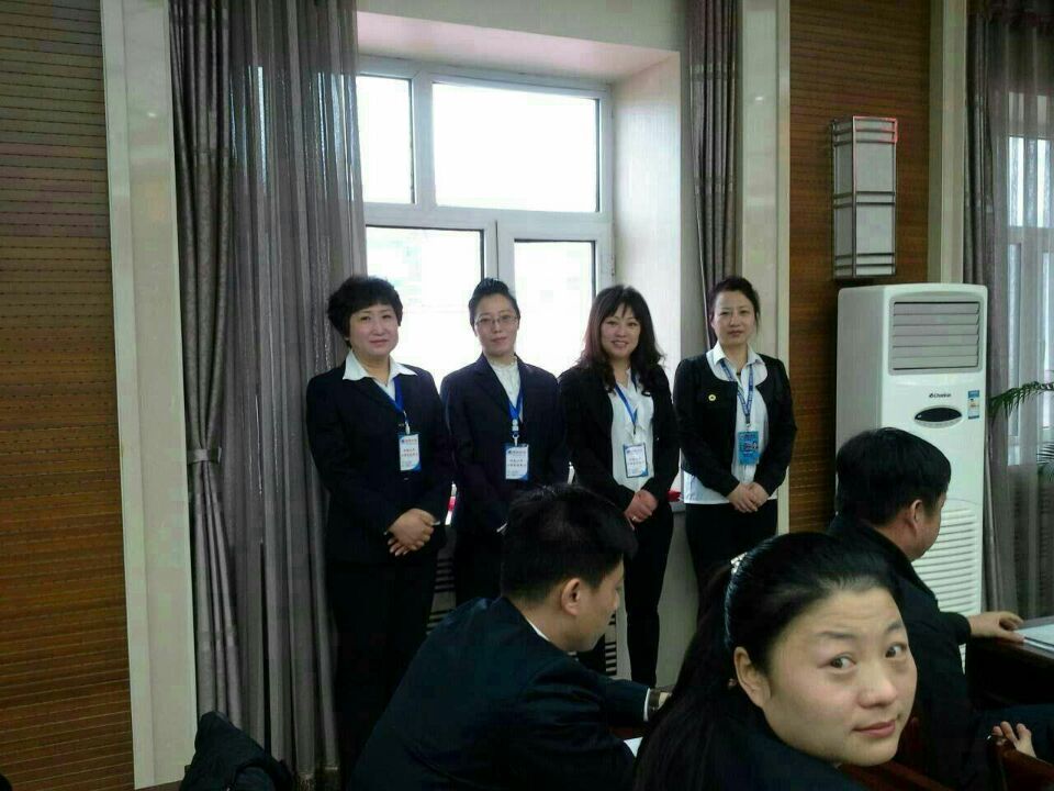 学雷锋送温暖 志愿服务进社区5.jpg