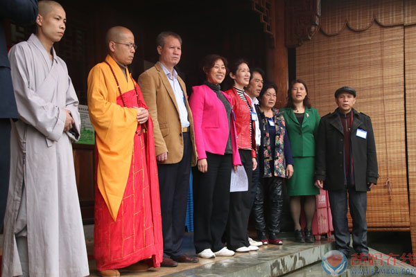 爸妈在线健康讲师团禅修基地揭牌