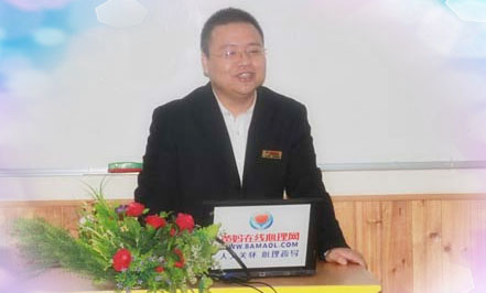 爸妈在线网站总策划陈伟